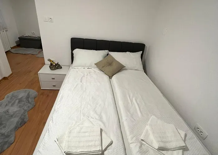 Stanojkov 2 * 보베츠